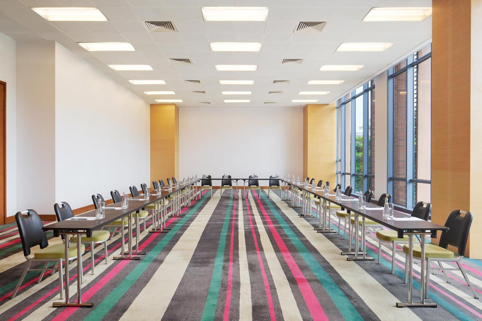 Aloft Nanhai, Фошань Экстерьер фото